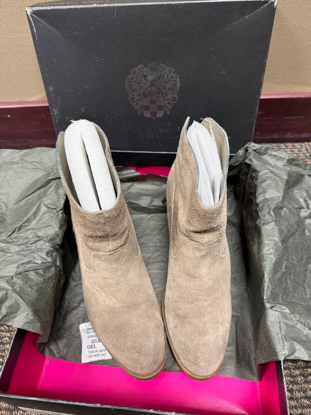 Nine West Hamelin Tan Suede Ankle Booties - size 8